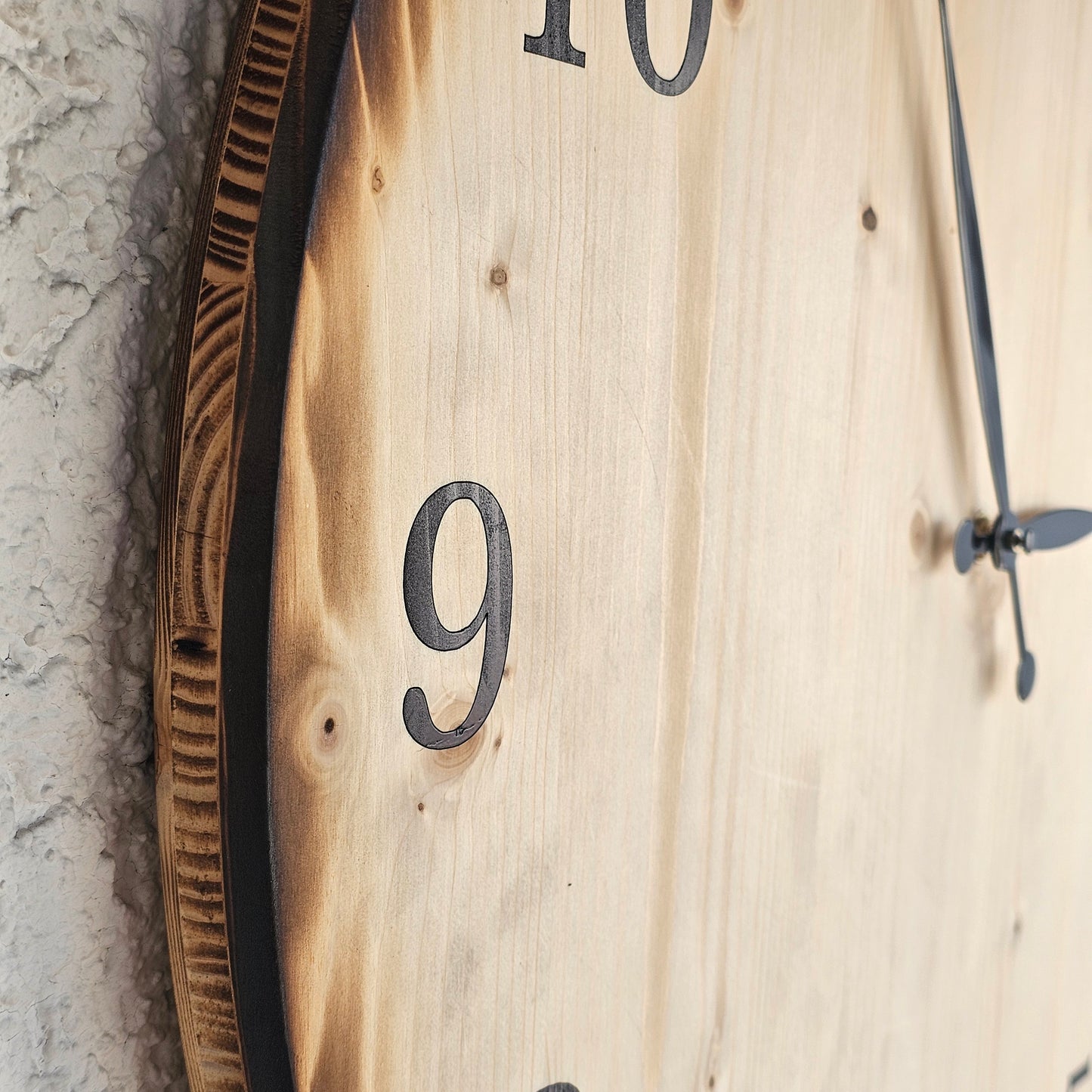 XL Wanduhr aus Holz 60 cm - Klassisch