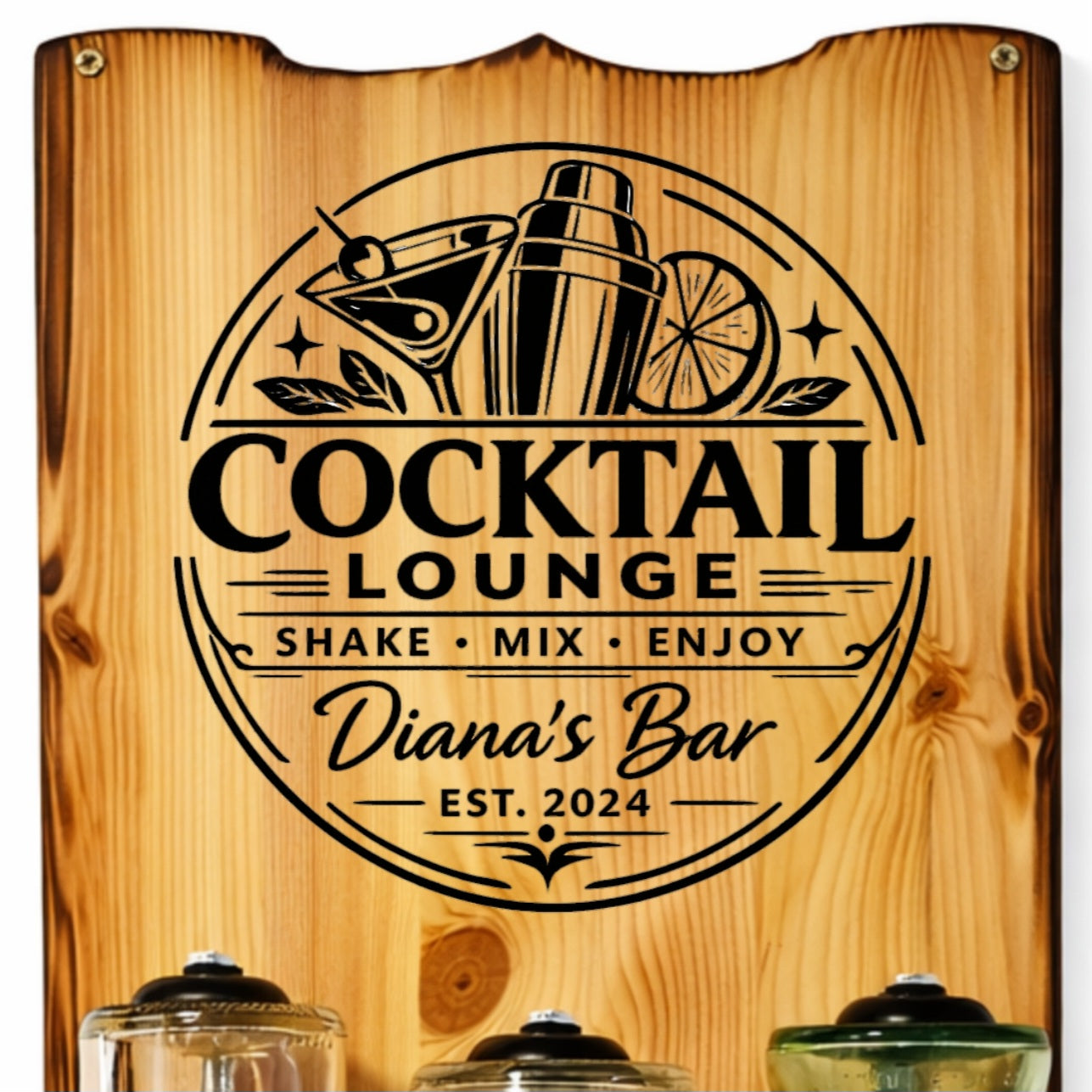 Personalisierte Holztafel mit Lasergravur für Cocktailbar, Cocktailglas, Shaker und Zitrone